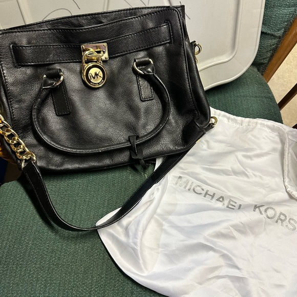 Michael Kors Crossbody - Picture 7 of 13